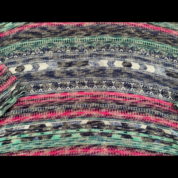 Mason + Mackenzie multicolored cropped hi-low buttons-on-the-back sweater size L - Picture 7 of 12